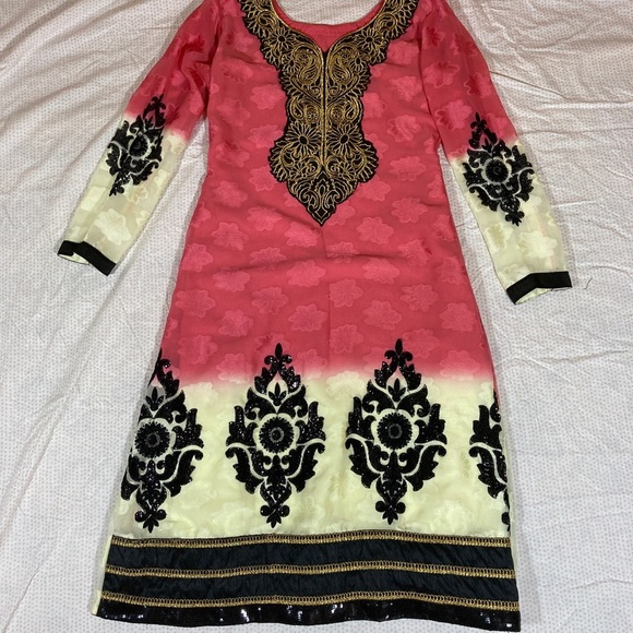 Pink, Black, & Cream Salwar Kameez Straight Suit - Picture 4 of 11